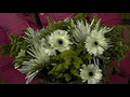 How to make inexpensive flower arrangements | BahVideo.com