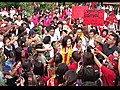 Thaksin’s sister impresses Thai crowds | BahVideo.com