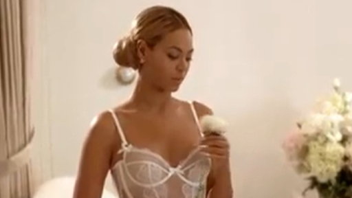 Beyonce s Ultra-Sexy New Video | BahVideo.com