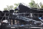 Stage collapse at Ottawa Bluesfest | BahVideo.com