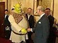 Shrek gets the royal treatment | BahVideo.com