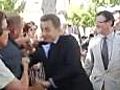 Man grabs Nicolas Sarkozy | BahVideo.com