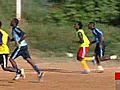 Cameroun beaucoup de jeunes footballeurs  | BahVideo.com