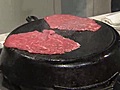 Next Iron Chef Alton Brown s 20-second steak | BahVideo.com