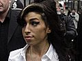 Winehouse booed off stage in Serbia | BahVideo.com