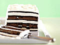 Oreo and Fudge Ice Cream Cake | BahVideo.com