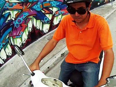 In search of best graffiti from seat of a Vespa | BahVideo.com