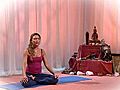 Yoga f r Schwangere - Gayatri Mantra und OM Shanti | BahVideo.com