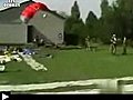 Parachutiste amateur se met KO | BahVideo.com