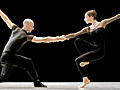Das Nederlands Dans Theater tanzt | BahVideo.com