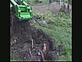 Maquina para sacar la raiz de los arboles  | BahVideo.com