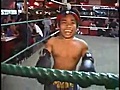 Boxeo Thai entre enanos | BahVideo.com