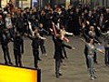 Flashmob in Berlin Bahnhofsballett | BahVideo.com
