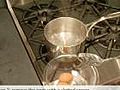 How to Hard-Boil or Soft-Boil an Egg | BahVideo.com