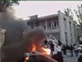 Iranian bloggers upload clash video | BahVideo.com