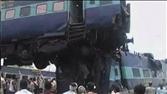 India Train Crash Kills At Least Ten | BahVideo.com