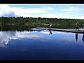 Saut dans un lac v lo | BahVideo.com