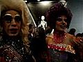 Pierre Cardin mito da moda encontra as Drag  | BahVideo.com