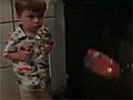 Little Kid Meets A Lobster | BahVideo.com