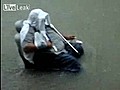 Yasli adamin sel macerasi | BahVideo.com