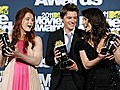 Robert Pattinson r umt bei MTV Movie Awards ab | BahVideo.com