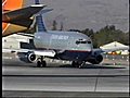 United Airlines Boeing 737 at SJC-San Jose  | BahVideo.com