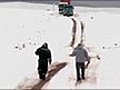 VIDEO Heavy snow falls on Atacama desert | BahVideo.com