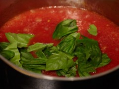 How to Make Tomato Sauce | BahVideo.com
