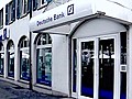 Schlechte Luft in Bankfiliale | BahVideo.com