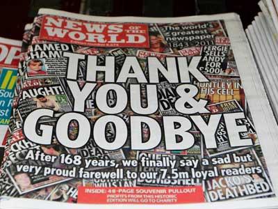 Rupert Murdoch swoops into UK tabloid offices | BahVideo.com