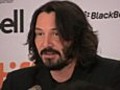 Keanu Reeves pays tribute to beautiful  | BahVideo.com