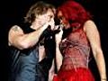 Rihanna se cuela en el directo de Bon Jovi | BahVideo.com