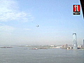 Low-flying jet rattles New York | BahVideo.com