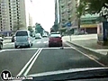 Arrstrando al perro con el coche | BahVideo.com