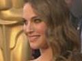 Natalie Portman criticada por su embarazo | BahVideo.com
