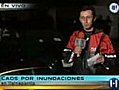 Reporter Falls In Filthy Water En Espanol  | BahVideo.com