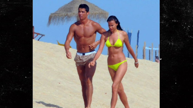 Cristiano Ronaldo DOING Girlfriend on Beach | BahVideo.com