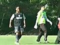 Ronaldinho amp 039 dan fizik kurallarina  | BahVideo.com