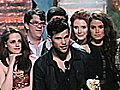 VH1 News amp 039 Twilight amp 039 Strikes Gold at the 2011 MTV Movie Awards | BahVideo.com