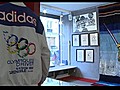 Un mus e olympique mis aux ench res Paris | BahVideo.com