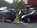 Parkowanie w wykonaniu kobiety - CYRK  | BahVideo.com
