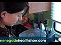 Spirulina Crunchies Sweet Chlorophyll Smoothie  | BahVideo.com