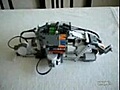un robot champion de rubix cube | BahVideo.com