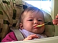 Bebegi yeni gidalarla tanistirirken nelere  | BahVideo.com