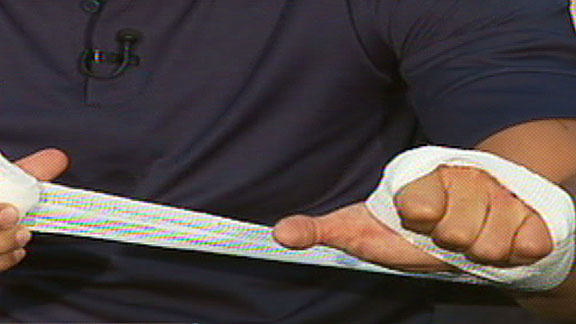 M rquez y el uso correcto del vendaje en el boxeo | BahVideo.com