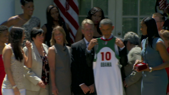 Swin Cash Visit to the White House | BahVideo.com