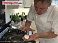 The perfect poached egg | BahVideo.com