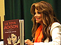 VH1 News La Toya Jackson Calls Brother Michael s Death Murder in New Book | BahVideo.com