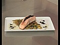Filet de saumon l unilat rale pommes saut es au persil | BahVideo.com