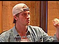 Tron L H ritage - Rencontre avec Garrett Hedlund | BahVideo.com